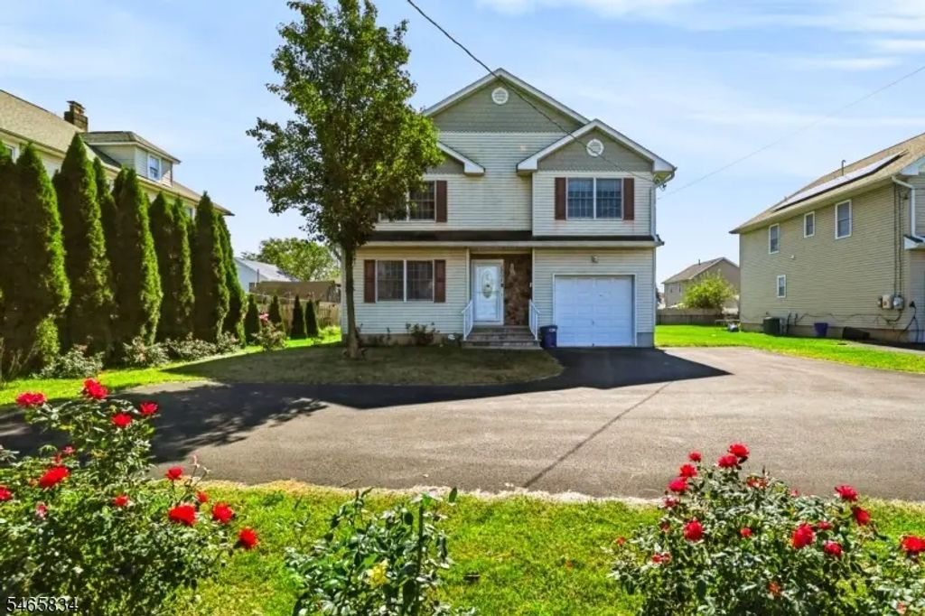 1201 Dukes Pkwy, Manville Boro