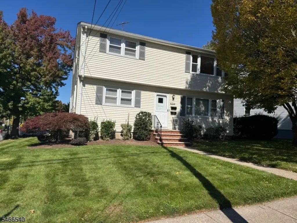 1 Underhill Ct, Nutley Twp.
