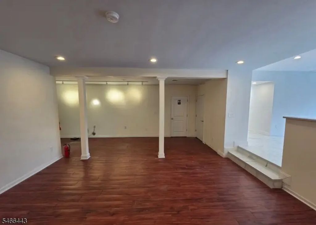 190 Stevens Ave, Cedar Grove Twp.