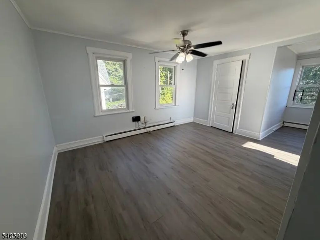 25 Edisonia Ter, West Orange Twp.