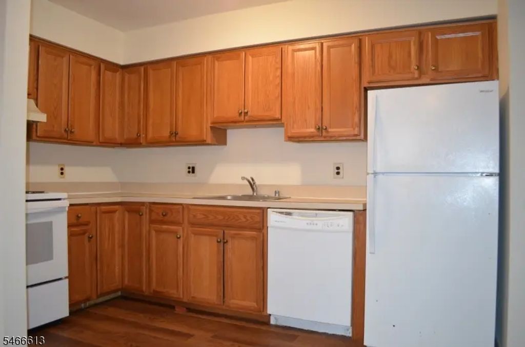 50 Cook Ave, Madison Boro
