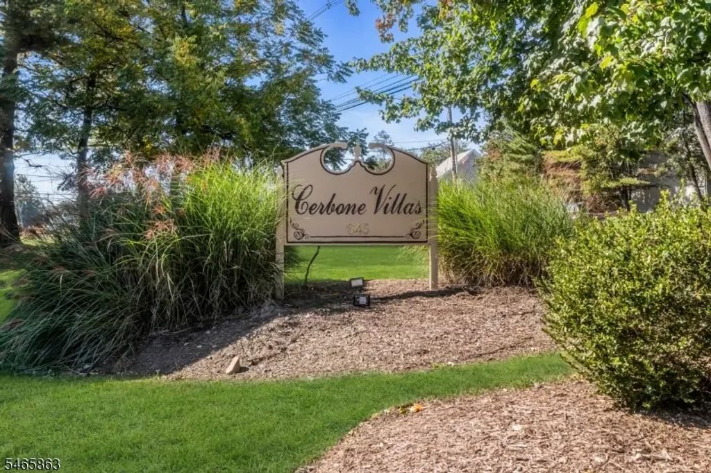 645 Ridgedale Ave, East Hanover Twp.