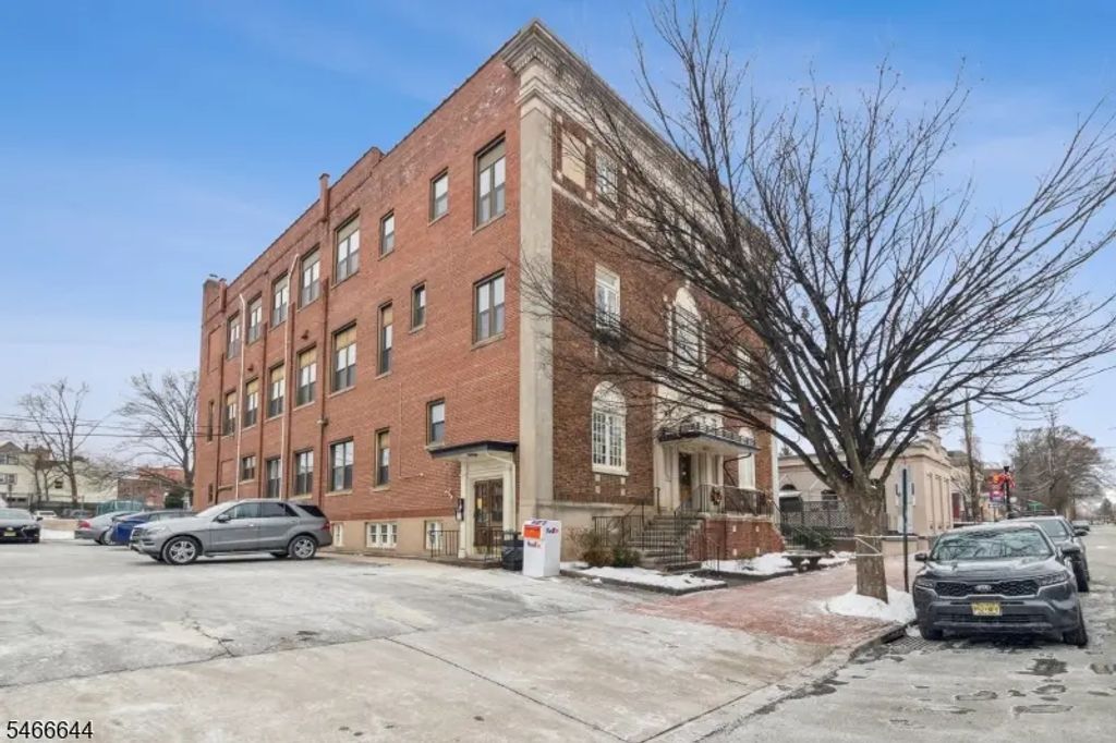 26 Park St, Montclair Twp.