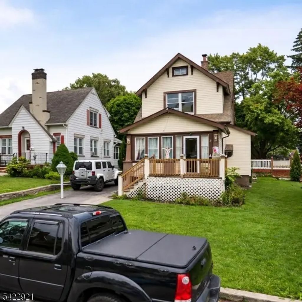11 Christopher St, Dover Town