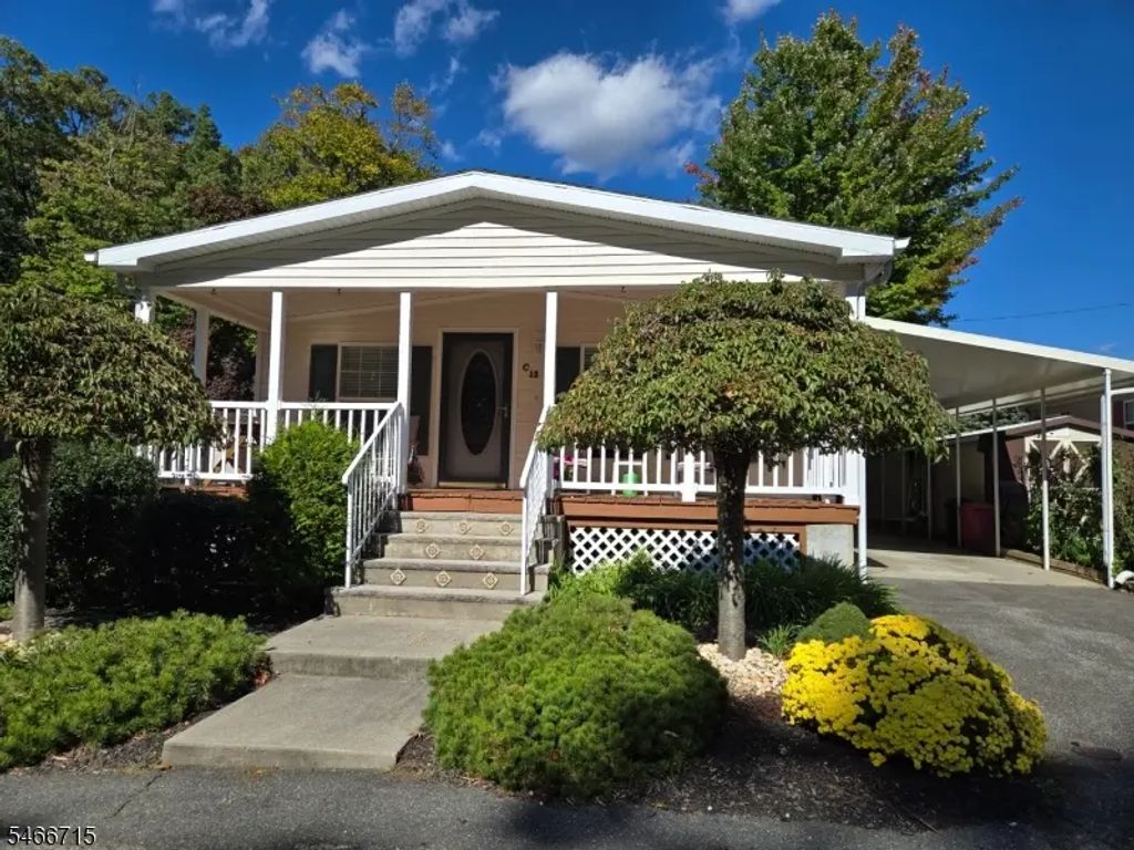93 Mt Pleasant Ave C13, Rockaway Twp.