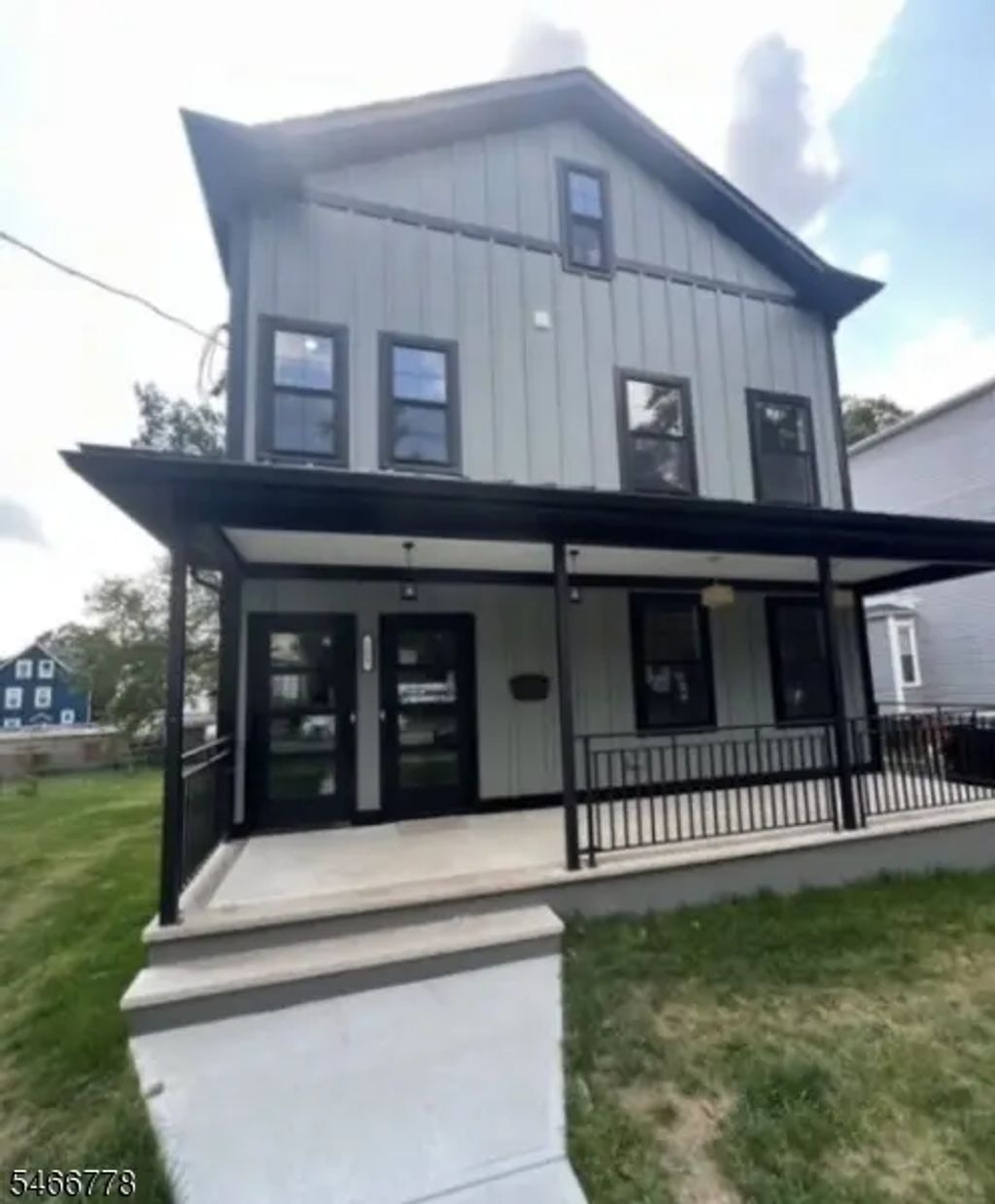 189 Ashland Ave, Bloomfield Twp.