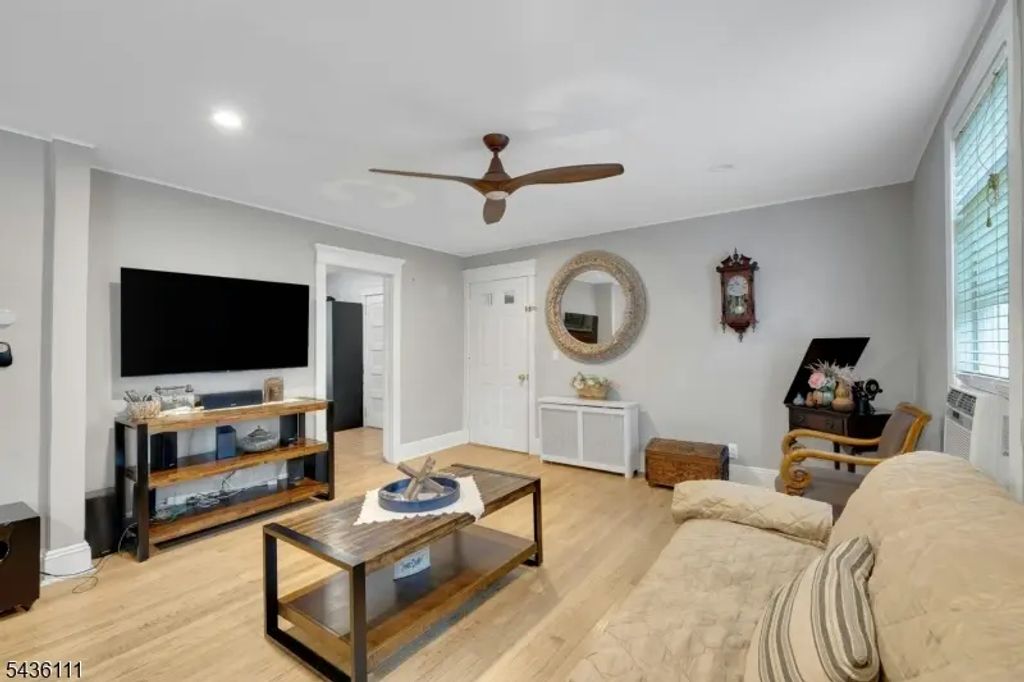 230 Sherman Ave, Roselle Park Boro