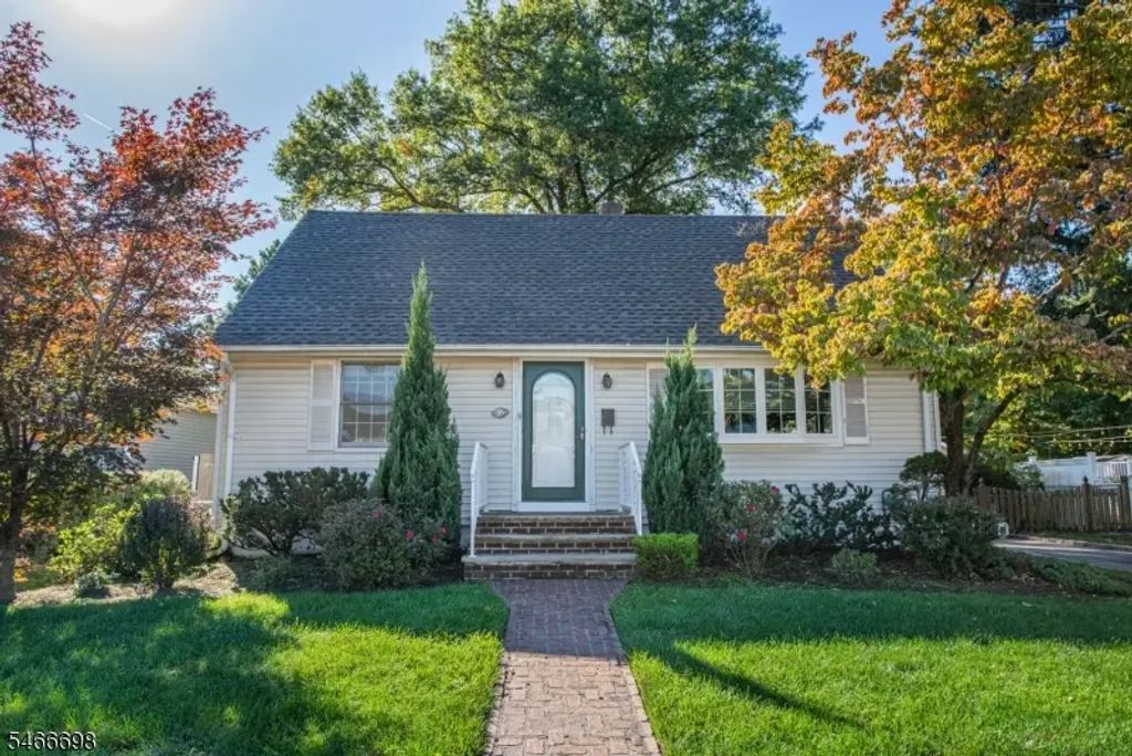 103 Newbury Pl, Riverdale Boro