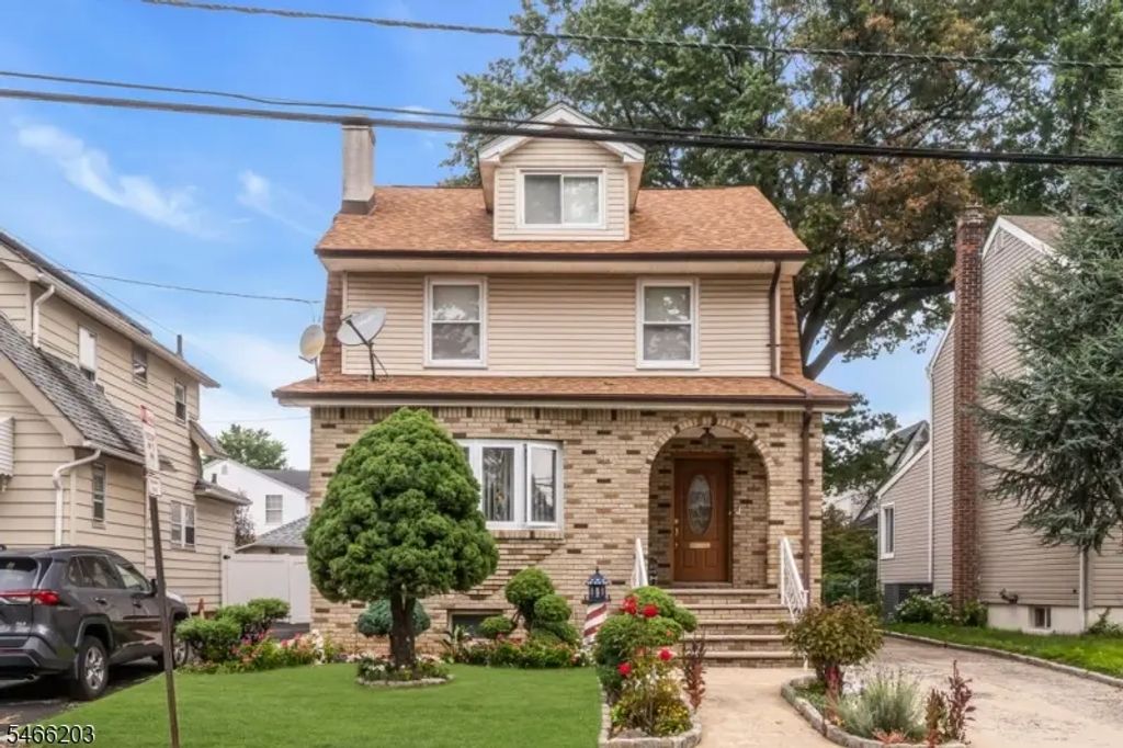 315 Trinity Pl, Hillside Twp.