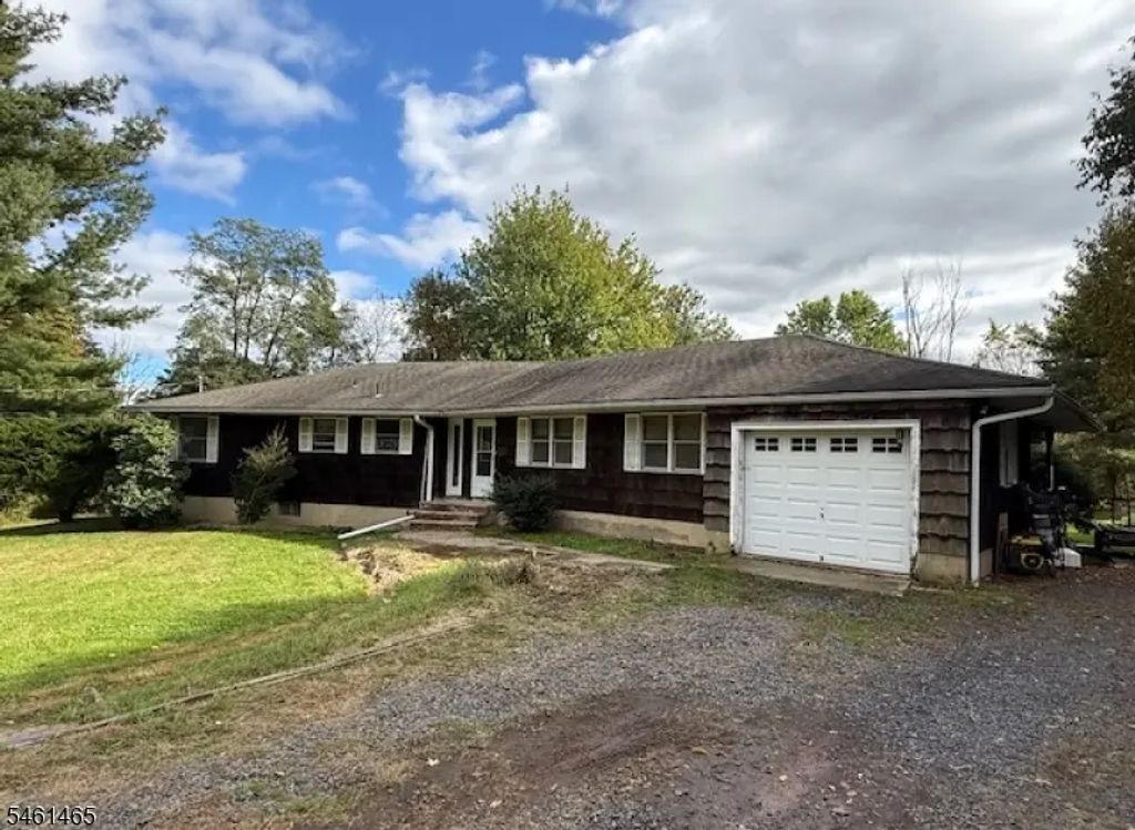 732 Amwell Road, Hillsborough Twp.