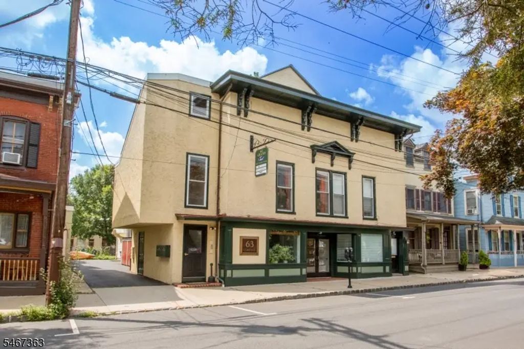 63 Coryell St, Lambertville City