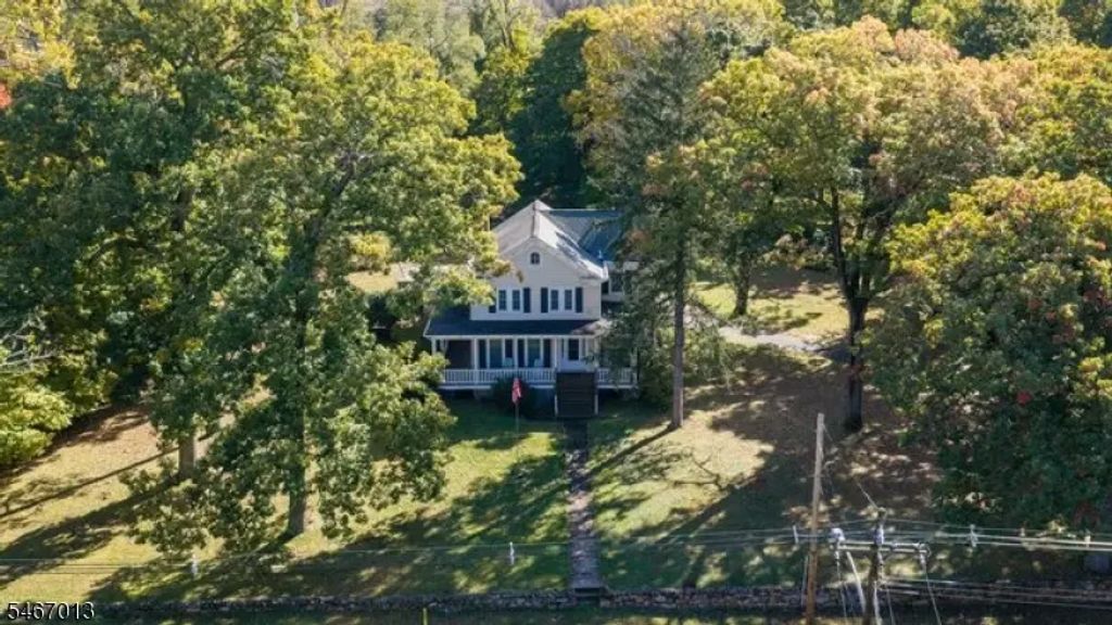 93 Kenvil Ave, Roxbury Twp.