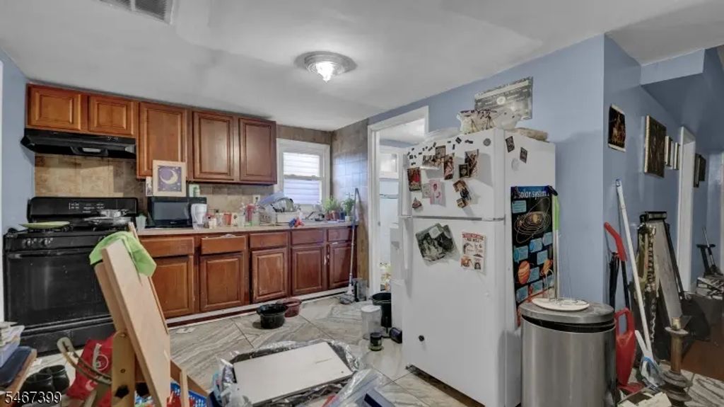 531 S 10th St, Newark City