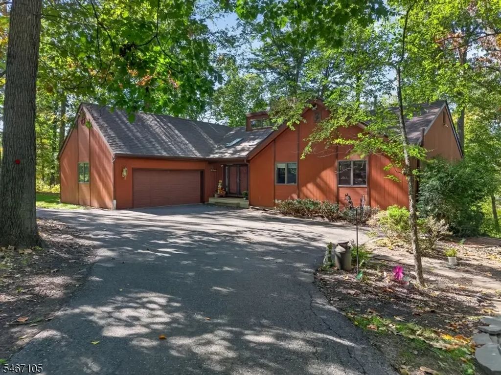 4 Craig Rd, Readington Twp.