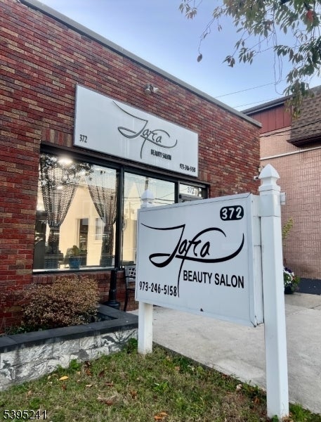 Photo of Listing #3995997