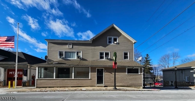 Photo of Listing #3940278