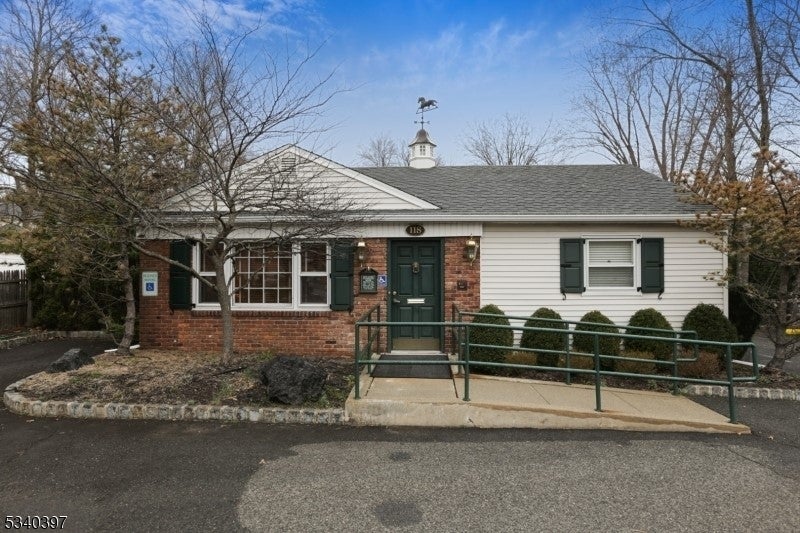 Photo of Listing #3947668