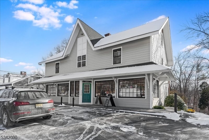 Photo of Listing #3949162
