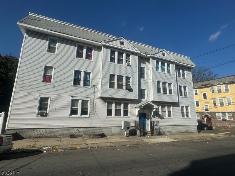 463 21st St, Irvington Twp.