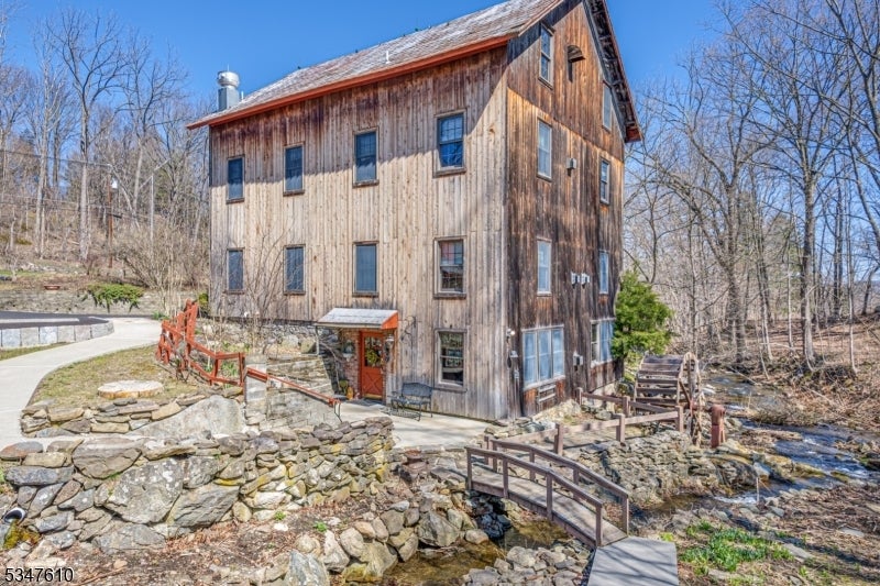 Photo of Listing #3954134
