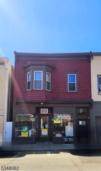 Photo of Listing #3954297