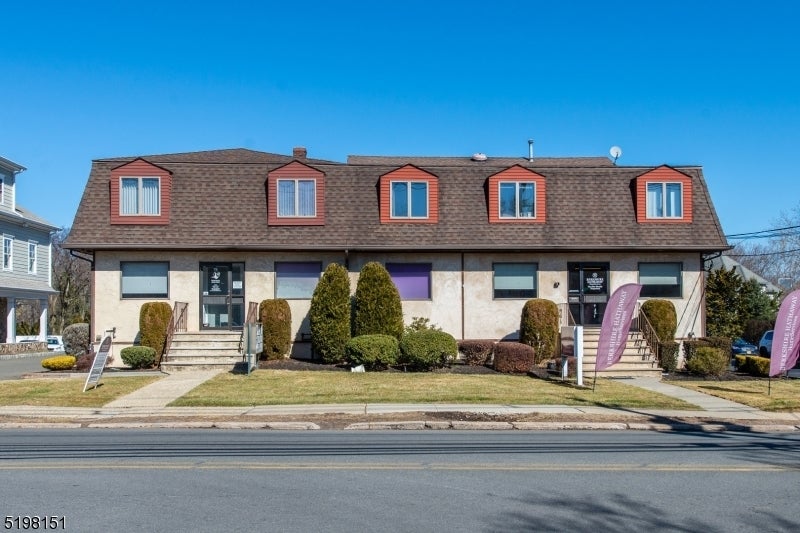 Photo of Listing #3957365