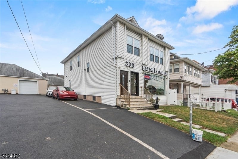 Photo of Listing #3960011