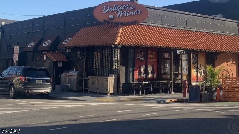 168 Mcwhorter St, Newark City