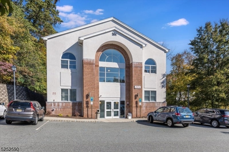 Photo of Listing #3970274