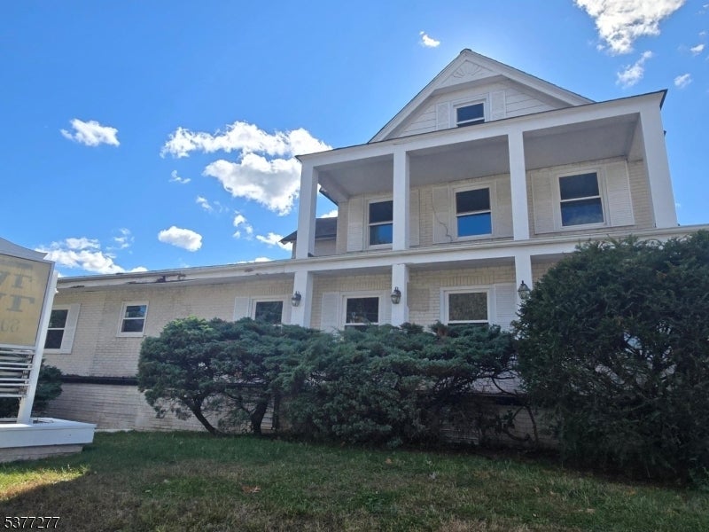 Photo of Listing #3982930