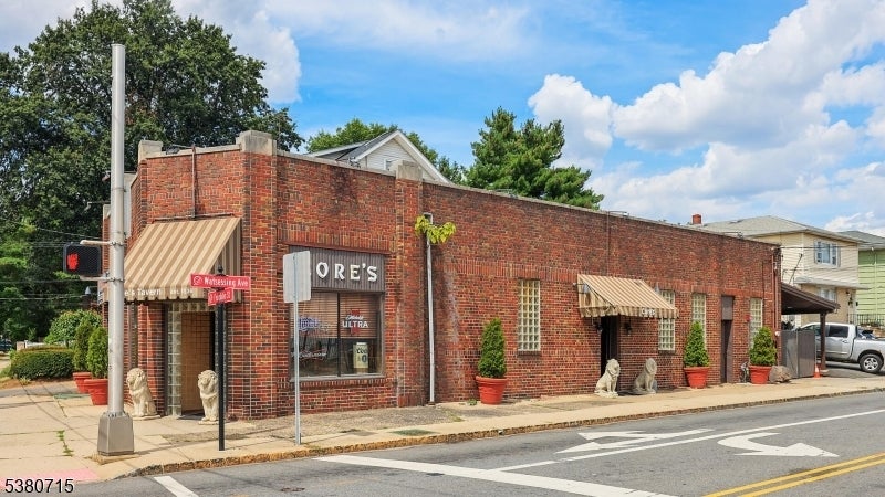 Photo of Listing #3983179