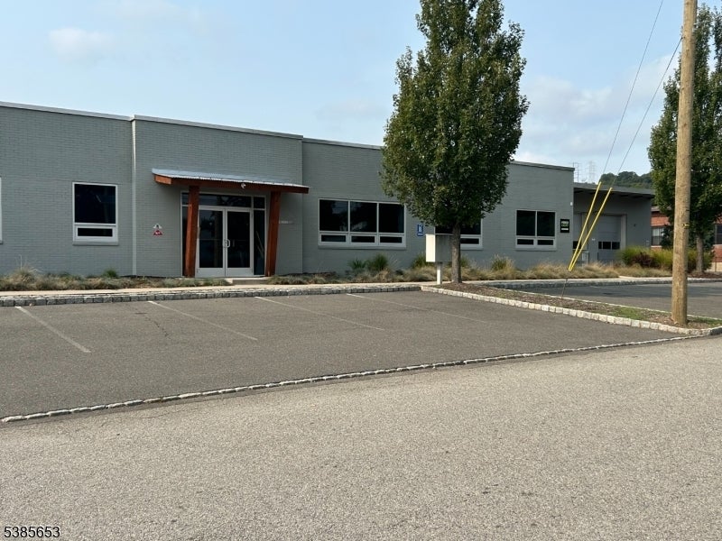 Photo of Listing #3987511