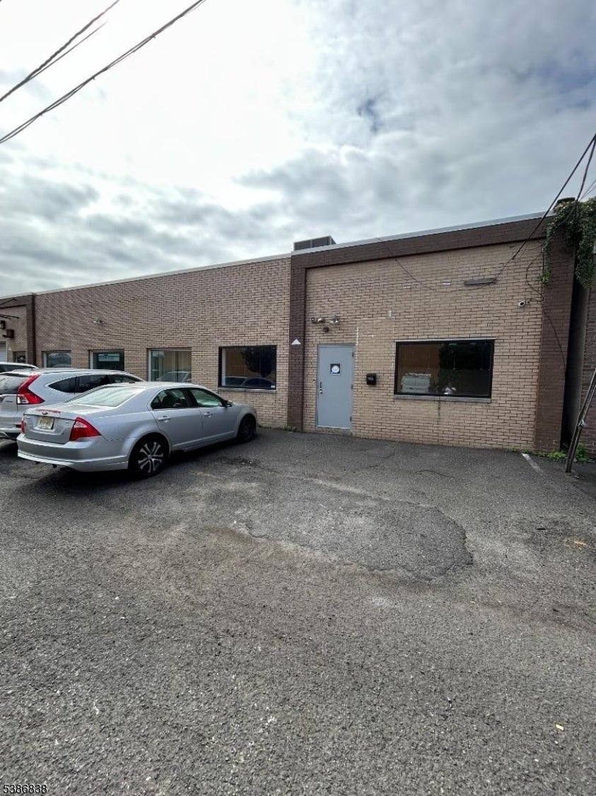 Photo of Listing #3988572