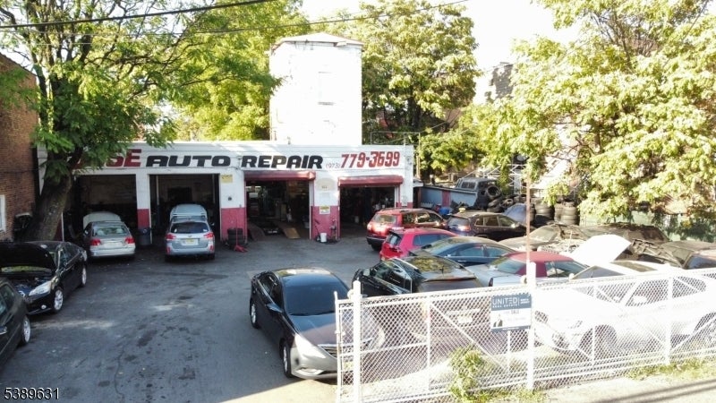 Photo of Listing #3991081