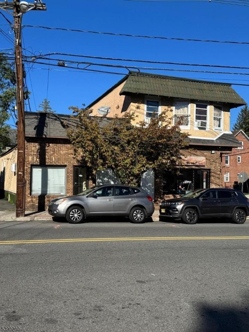 Photo of Listing #3991697