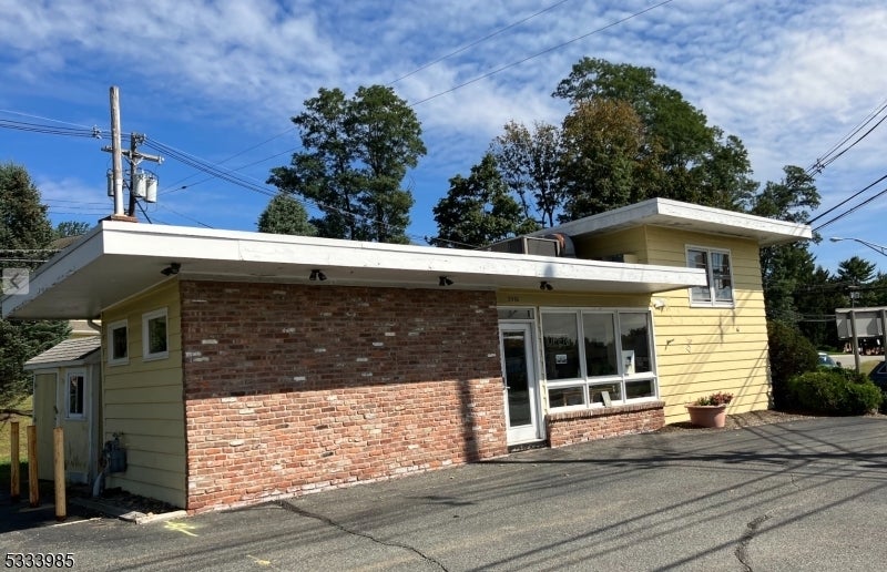 Photo of Listing #3992675