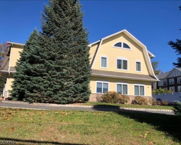 Photo of Listing #3992677