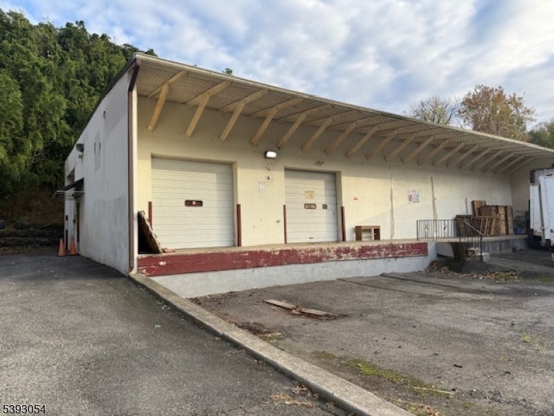 Photo of Listing #3994539