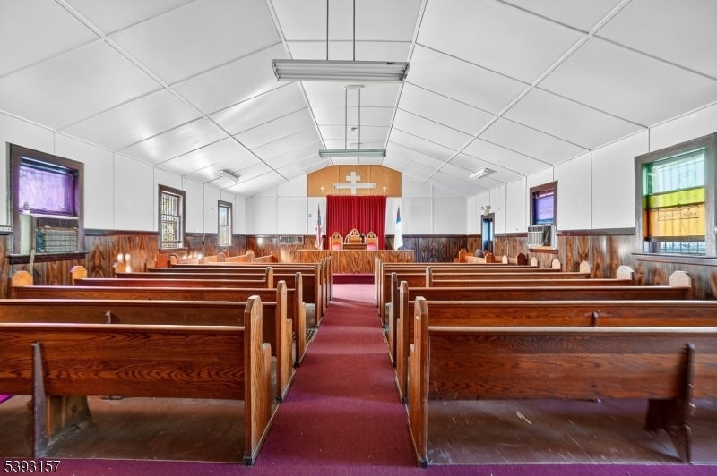 Photo of Listing #3994555