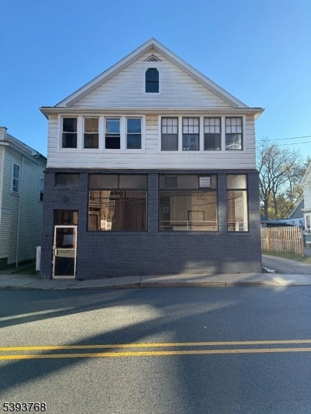 Photo of Listing #3994790