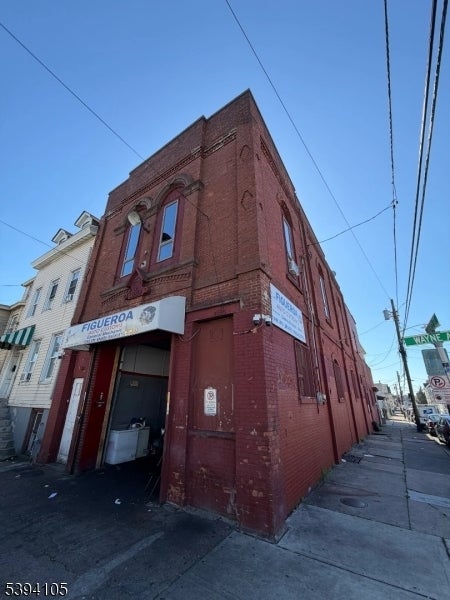 Photo of Listing #3995008