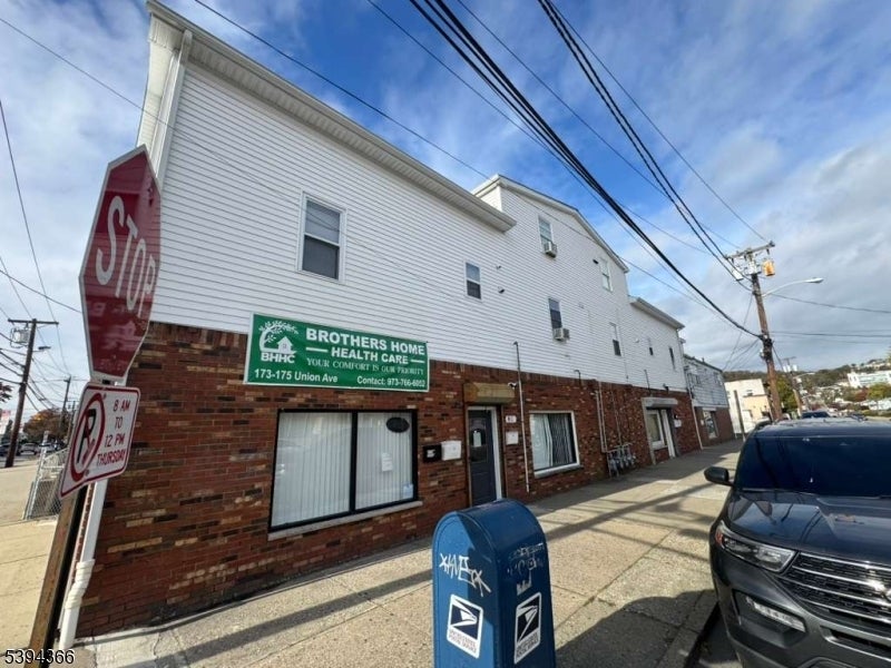 Photo of Listing #3995236