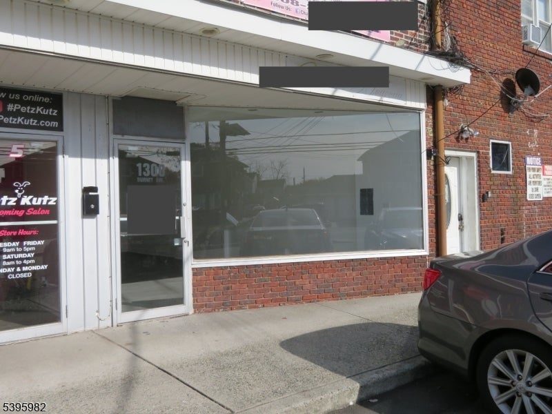 Photo of Listing #3996684