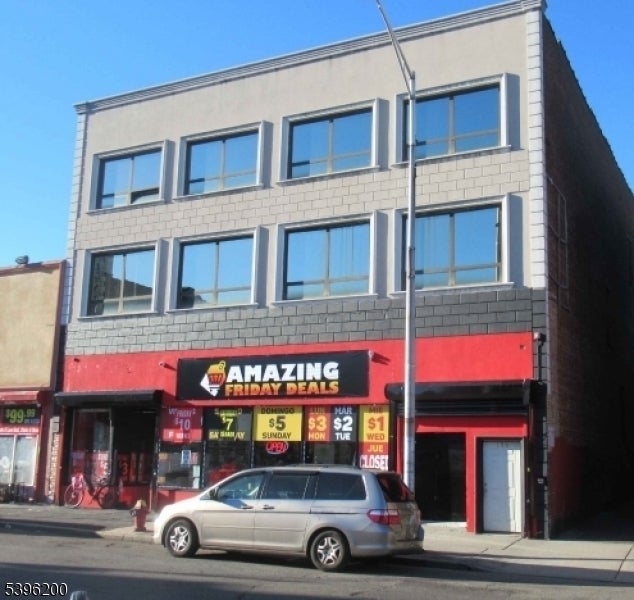 Photo of Listing #3997144