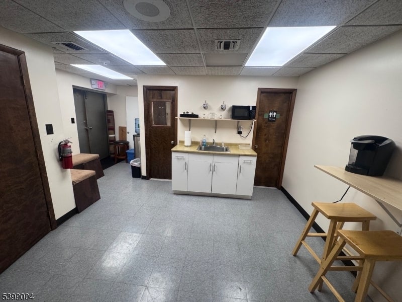 Photo of Listing #3999510