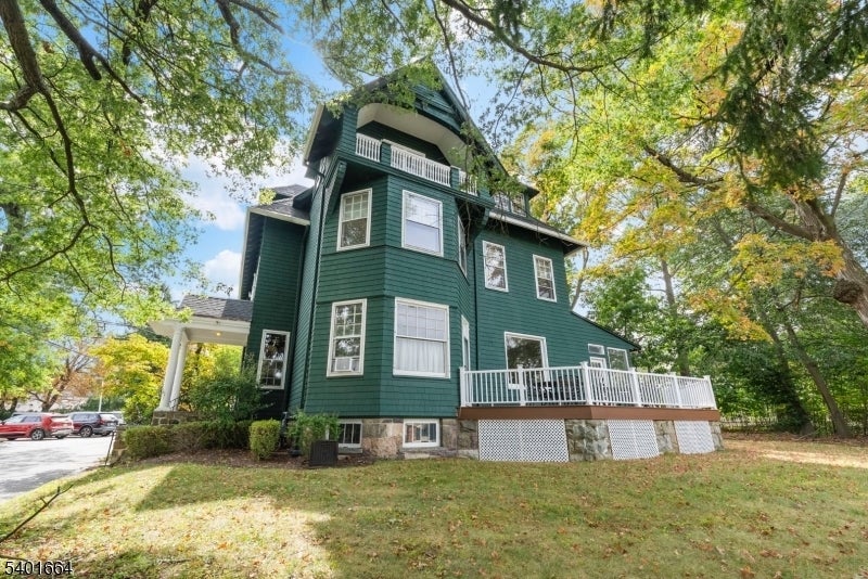 Photo of Listing #4001695