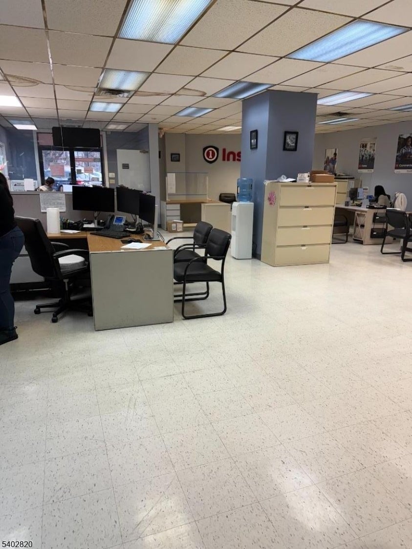 Photo of Listing #4002587