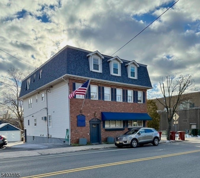 Photo of Listing #4002869