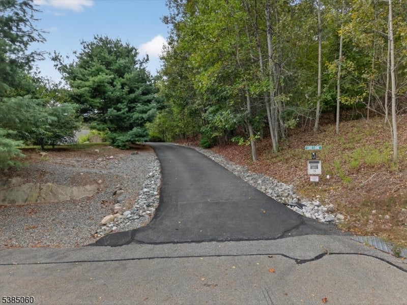Photo of Listing #3987645