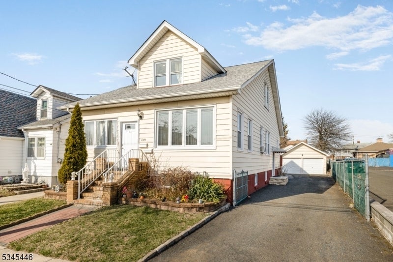 Photo of Listing #3952012